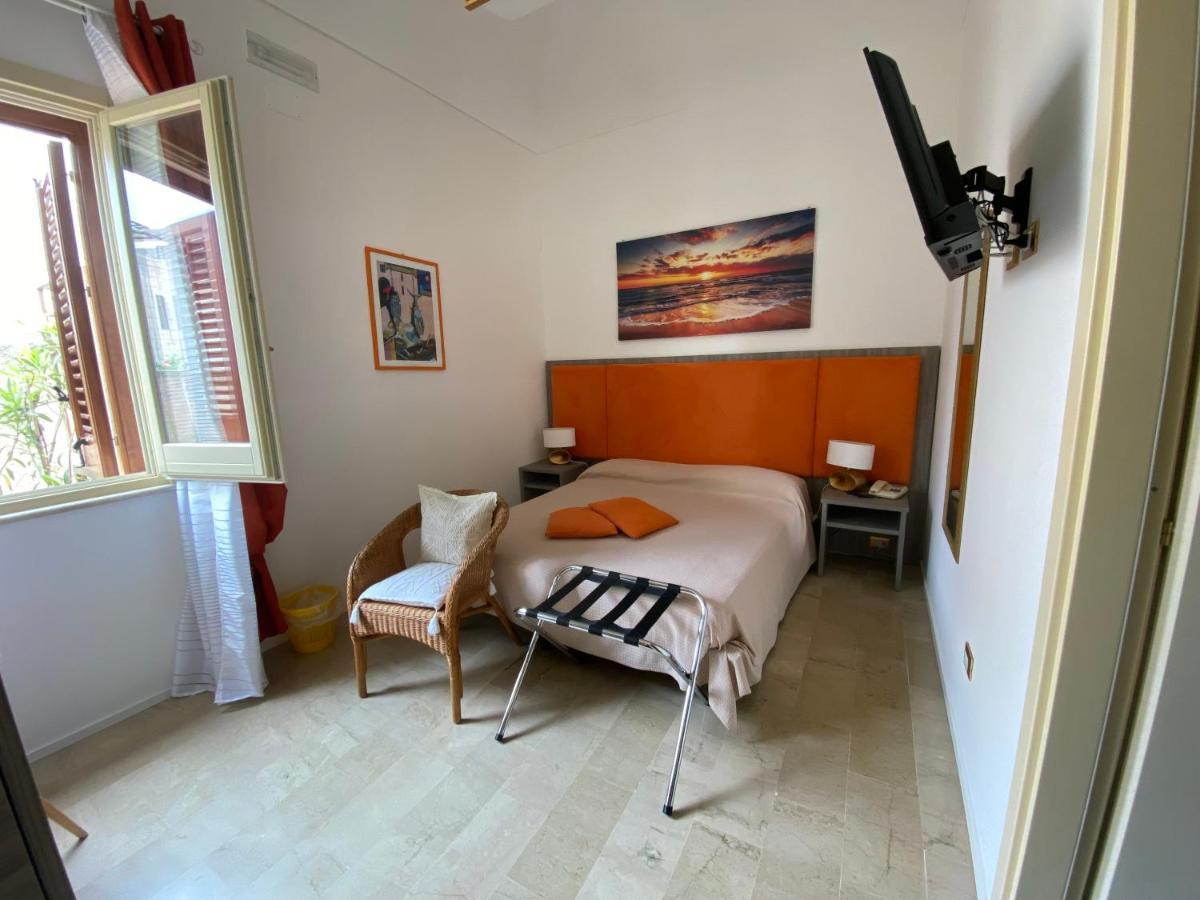 Albergo Bouganville Favignana Kültér fotó